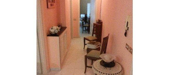 Apartamento de 3 habitaciónes en Poggibonsi, Italy No. 252609 2