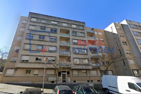 3 bedrooms Apartment in Maia, Portugal No. 346001