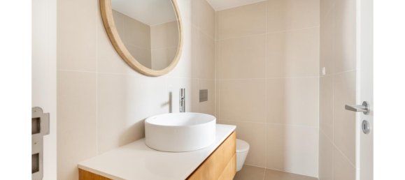 3 bedrooms Duplex in Lisbon, Portugal No. 97801 12