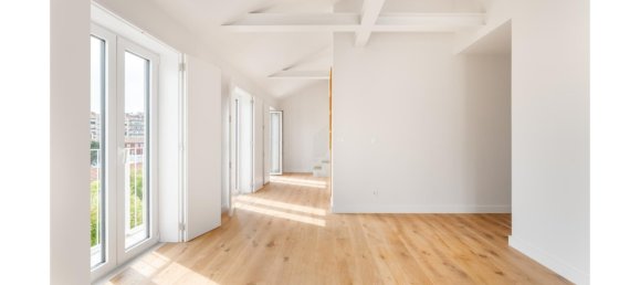 3 bedrooms Duplex in Lisbon, Portugal No. 97801 6