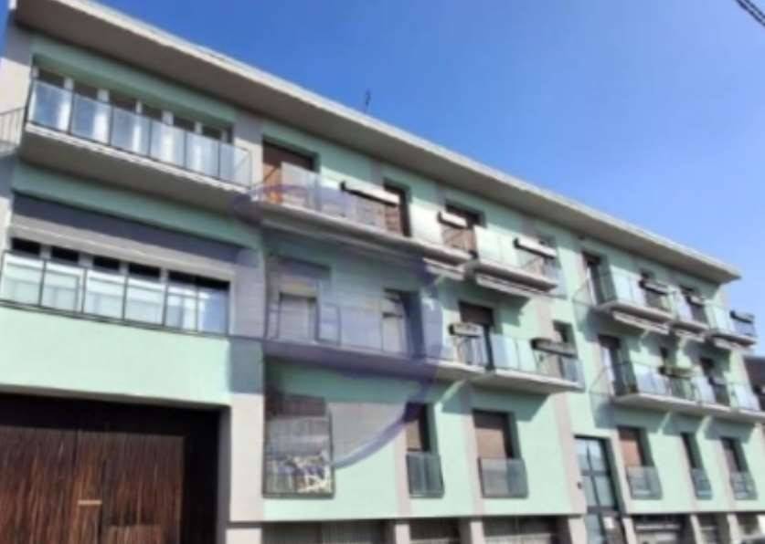 2 rooms Office in Bovisio Masciago, Italy No. 283572