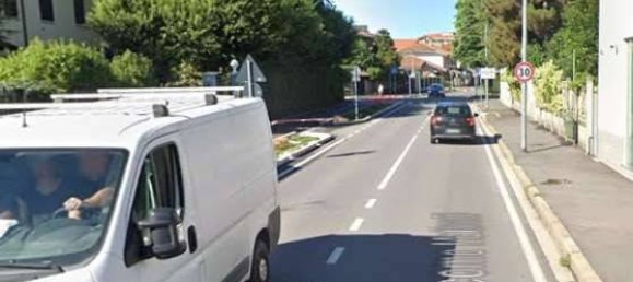 2 rooms Office in Bovisio Masciago, Italy No. 283572 21