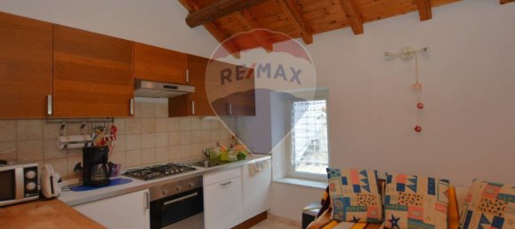 Квартира с 2 спальнями в Савона, Италия № 58074 3