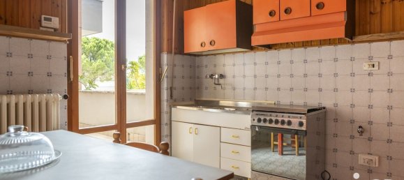 4 bedrooms Apartment in Ancona, Italy No. 342764 4