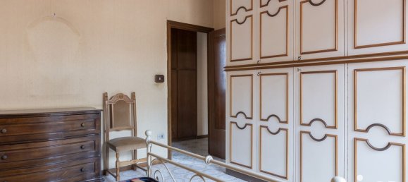 4 bedrooms Apartment in Ancona, Italy No. 342764 9