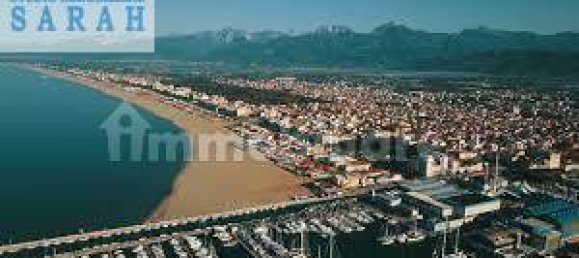 3 bedrooms Apartment in Viareggio, Italy No. 42915 7