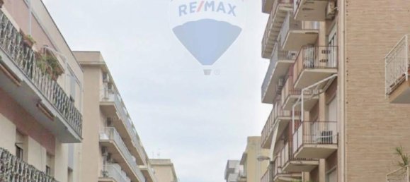 36m² Garage in Milazzo, Italy No. 317898 2