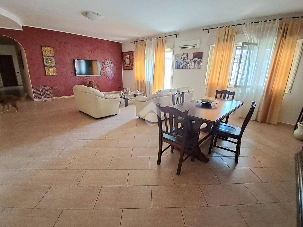 Apartamento de 5 divisões em Palermo, Italy N.º 265419