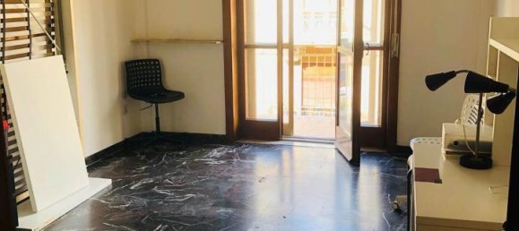 5-salle Appartement à Salerno, Italy No. 32490 10