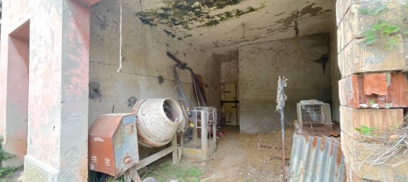 10 rooms House in San Benedetto del Tronto, Italy No. 112190 18