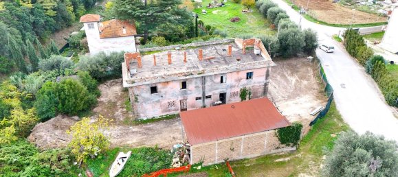 10 rooms House in San Benedetto del Tronto, Italy No. 112190 5