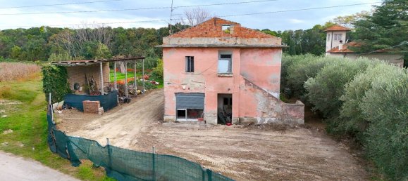 10 rooms House in San Benedetto del Tronto, Italy No. 112190 12