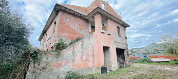 10 rooms House in San Benedetto del Tronto, Italy No. 112190 15