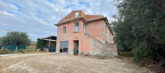 10 rooms House in San Benedetto del Tronto, Italy No. 112190 14