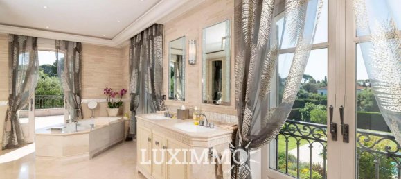 6 bedrooms Castles in Antibes, France No. 353184 8