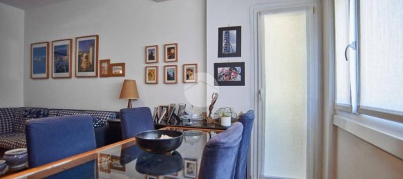 2 bedrooms Apartment in Milan, Italy No. 327535 9