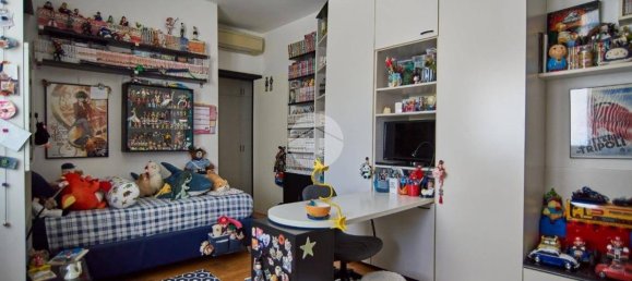 2 bedrooms Apartment in Milan, Italy No. 327535 28