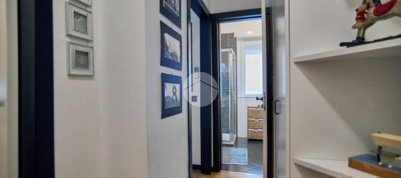 2 bedrooms Apartment in Milan, Italy No. 327535 16