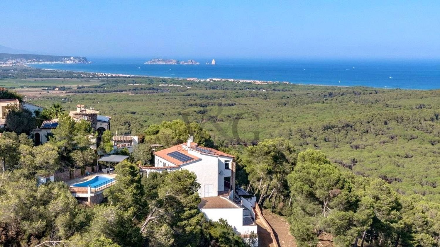 6 bedrooms House in Pals, Spain No. 83420