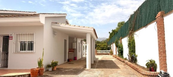 3 bedrooms House in Alhaurin de la Torre, Spain No. 147555 9