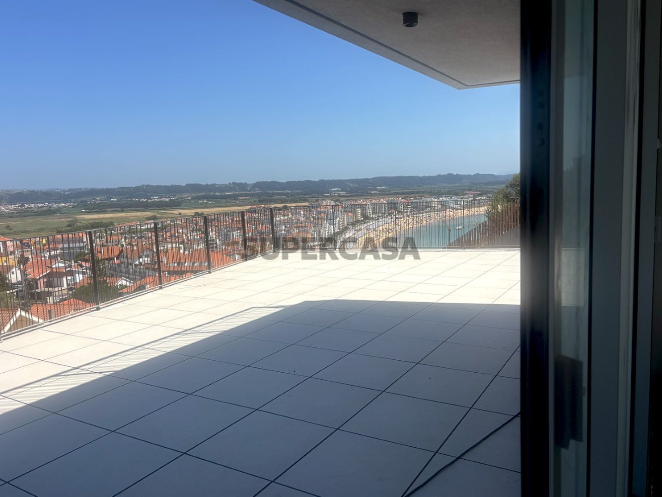 3 bedrooms Apartment in Sao Martinho do Porto, Portugal No. 265466