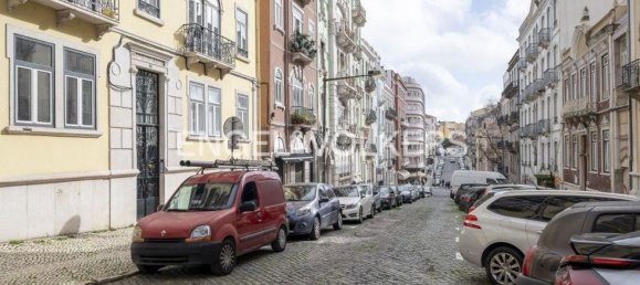 4 bedrooms Apartment in Lisbon, Portugal No. 96041 39