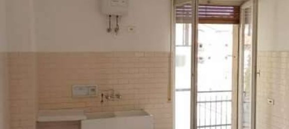 Apartamento de 3 dormitorios en Varese, Italy No. 261811 5