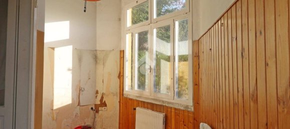 3 bedrooms Apartment in Trieste, Italy No. 18649 10