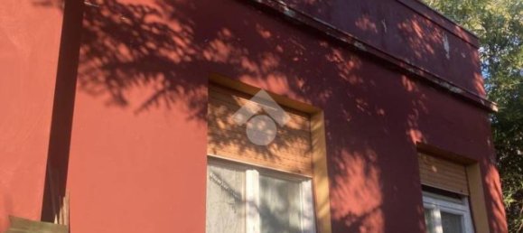 3 bedrooms Apartment in Trieste, Italy No. 18649 3