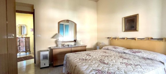 3 Schlafzimmer Wohnung in Palermo, Italy, Nr. 333072 12