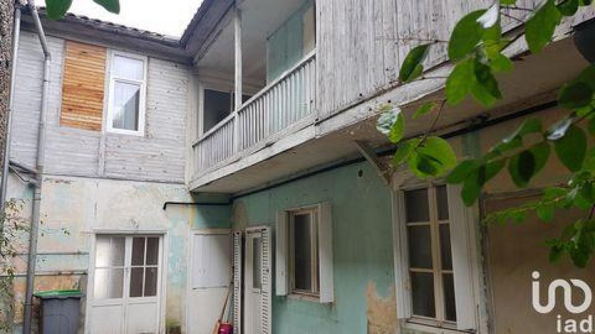 3 bedrooms House in Maubourguet, France No. 26388
