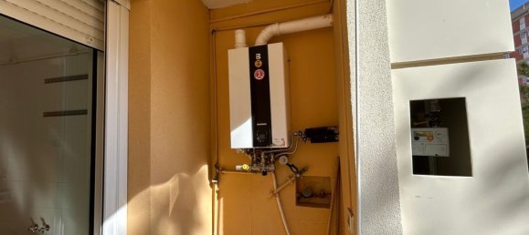 3 bedrooms Apartment in Bari, Italy No. 376709 9