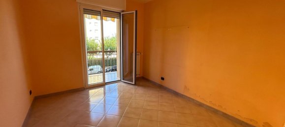 3 bedrooms Apartment in Bari, Italy No. 376709 4