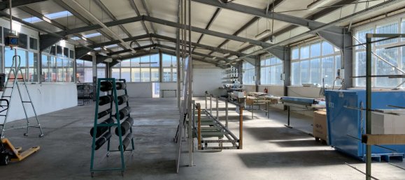 7-salle Bâtiment à Bergstrase, Germany No. 179068 12