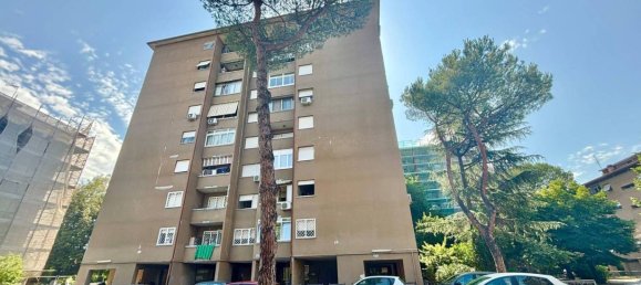 3 bedrooms Apartment in Rome, Italy No. 273329 23