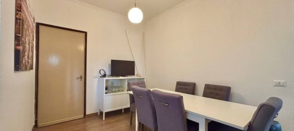 3 bedrooms Apartment in Rome, Italy No. 273329 8