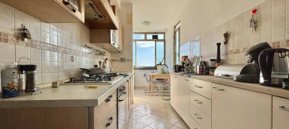 3 bedrooms Apartment in Rome, Italy No. 273329 11