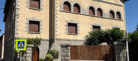 5 bedrooms Apartment in Girona, Spain No. 161834 2