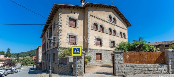 5 bedrooms Apartment in Girona, Spain No. 161834 3