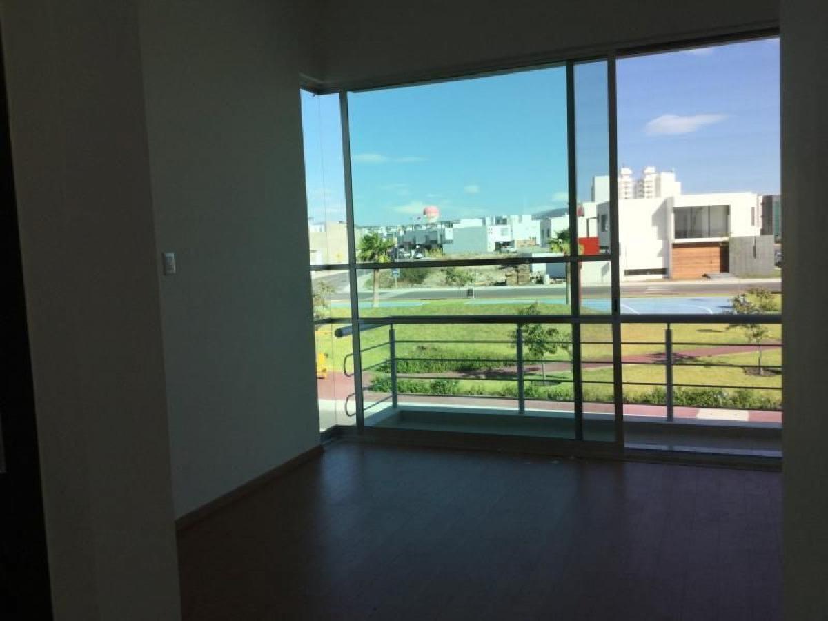 3 bedrooms House in Queretaro, Mexico No. 180907