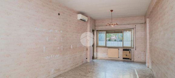 3 bedrooms Apartment in Rome, Italy No. 335479 3