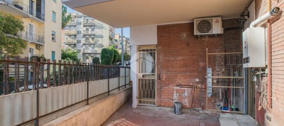 3 bedrooms Apartment in Rome, Italy No. 335479 25