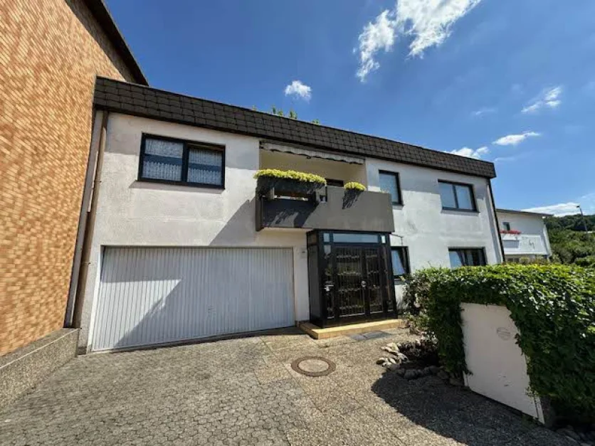 6 rooms Townhouse in Saarbrucken, Germany No. 333593