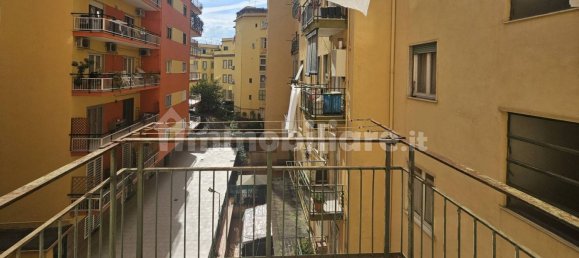 3 غرف نوم شقة في Naples, Italy رقم 90857 11