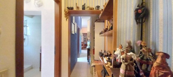 2 Schlafzimmer Wohnung in Bologna, Italy, Nr. 329078 7