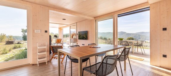 9 rooms House in Gualdo Cattaneo, Italy No. 68579 10