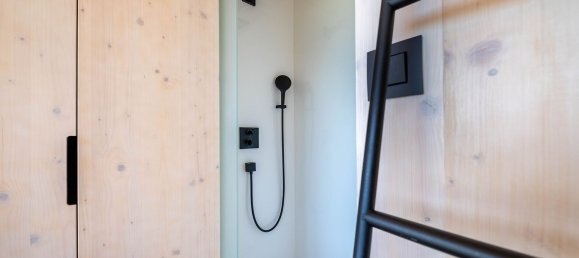 9 rooms House in Gualdo Cattaneo, Italy No. 68579 17