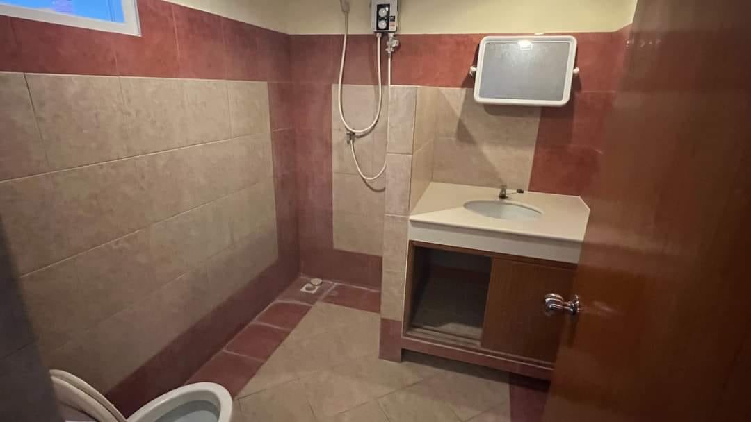 3 bedrooms Cafe / restaurant in Bang Lamung, Thailand No. 4201