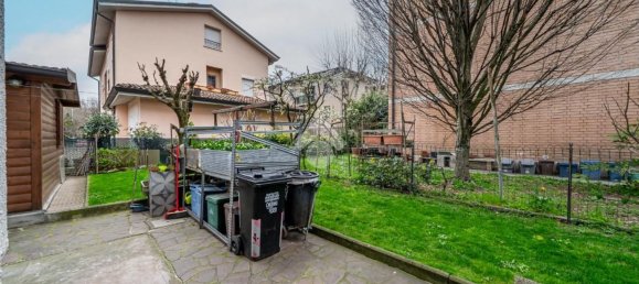 Casa de 7 divisões em Reggio Emilia, Italy N.º 54643 114