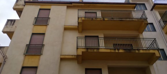 6 rooms Apartment in Santo Stefano Quisquina, Italy No. 256361 2